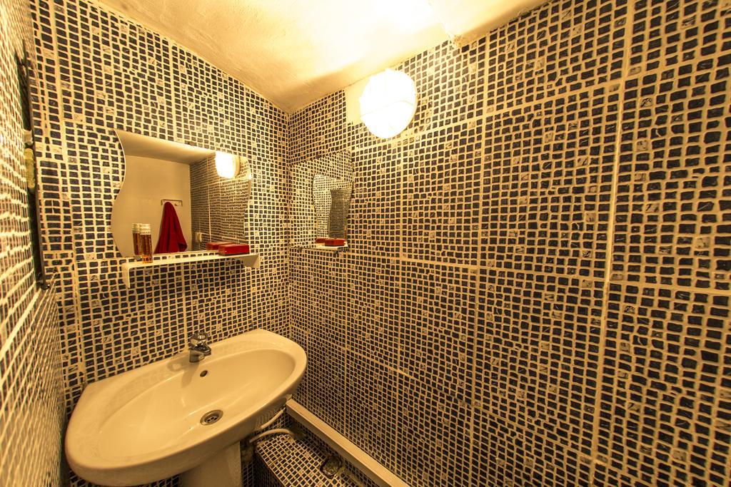 Rentbynight Aparthotel Brussel Bagian luar foto