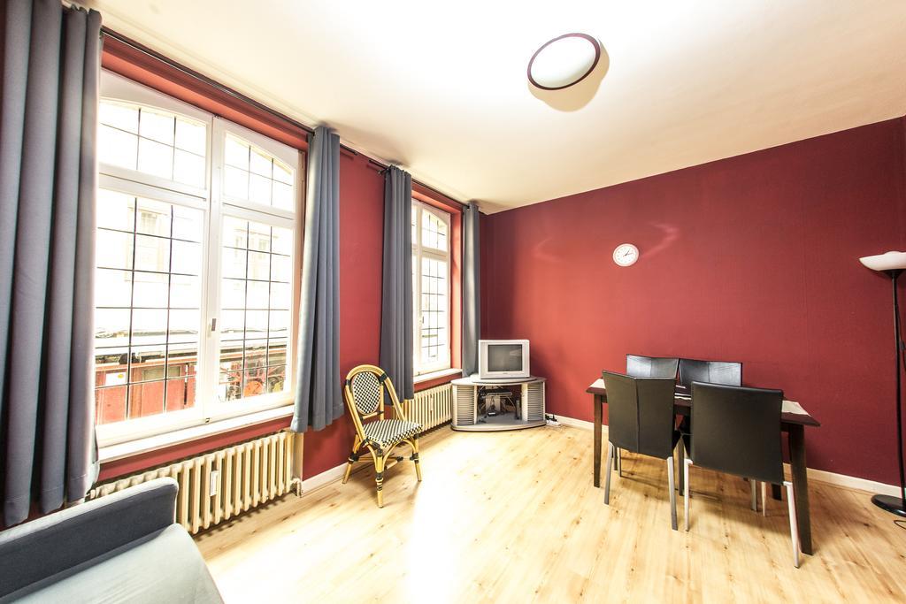 Rentbynight Aparthotel Brussel Bagian luar foto